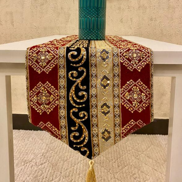 Hand Sequin - Maroon Black Table Runner Trendy Home