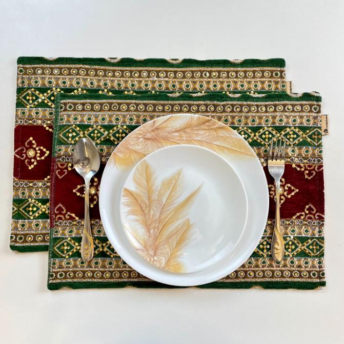 Hand Sequin - Red Green Table Mat trendy home