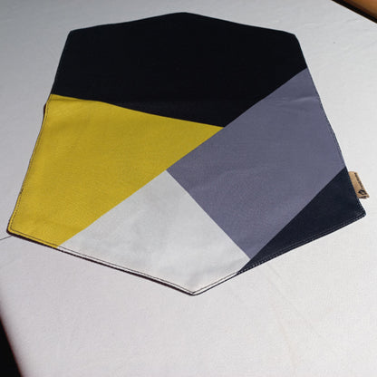 Victoria Yellow Small Runner