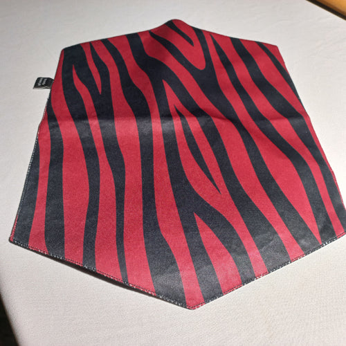 Blood Zebra Small Runner