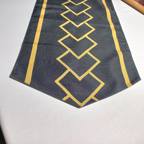 Black Gold Medium Runner