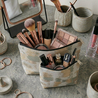 Shanghai - Dhundh Cosmetic Pouch