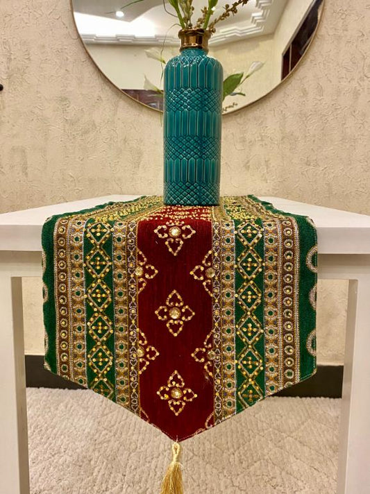 Queen Red Green Table Runner Trendy Home
