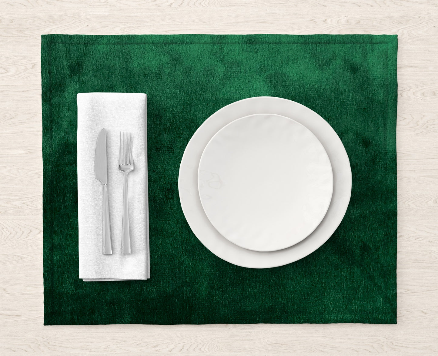 Malai Velvet - Emerald Table Mat Trendy Home