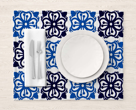 Swiss Patterned Table Mat trendy home