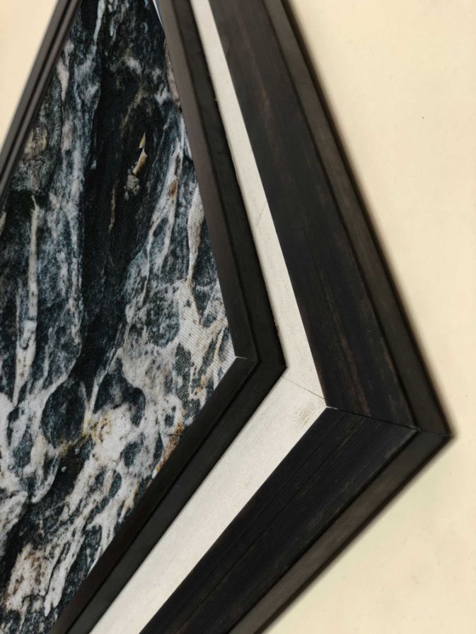 Black Chromite Marble-Stone Art Potrait trendy home