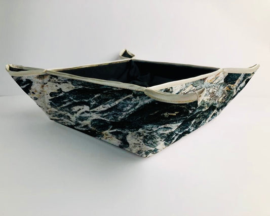 Black Chromite Marble-Stone Breadbasket Trendy Home